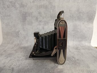 Historický měchový fotoaparát Agfa Billy Record - 8