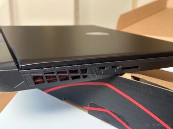 MSI Vector 16 HX (RTX 5070Ti) - 8