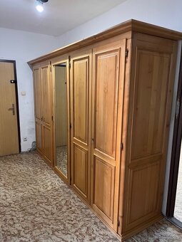 Šatníkova skriňa - 8