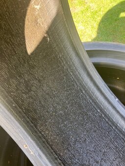 245/40 r19 Pirelli - 8