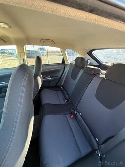 Subaru Impreza 2.0r - 8