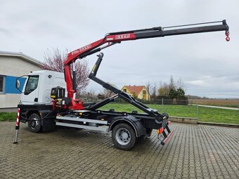 Hákový nosič kontajnerov DAF LF 55.220 - 8