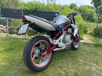 Kawasaki ER6N 650 - 8
