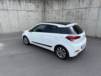 Hyundai i20 1.4 - 8