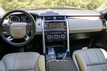 Land Rover Discovery 3.0L TD6 HSE AWD A/T - 8