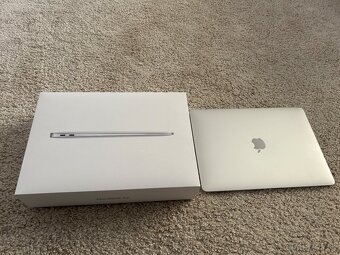 Macbook Air 13" M1 Strieborný SK (ako nový) - 8