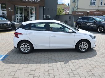 Hyundai i20 1.2i 62kW COMFORT CLUB TAŽNÉ ZÁRUKA ČR 1MAJITEL - 8