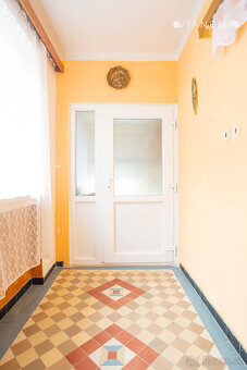 IBA U NÁS REZERVOVANÉ Veľký RD s úžit.200m2 a pozem.946 m2 - 8