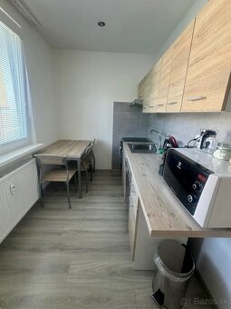 Prenájom - 1 izbový byt sídlisko Západ - 8