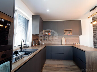 Krásna novostavba rodinného domu v malebnej obci Klokočov - 8