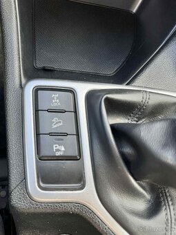 KIA Sportage 2.0 CRDi - 8