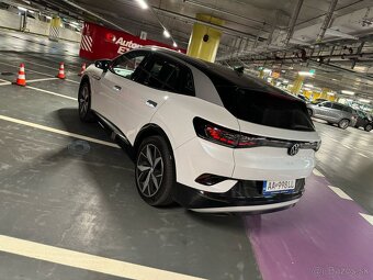Vimenu alebo predam Volkswagen ID4 2022rok auto nove - 8