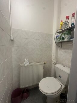 Na odstúpenie obchodný priestor 50m2 - Voľný Ihned - 8