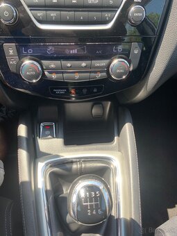 Nissan Qashqai 1,5 DCI, 81 KW, r.v.: 2015 - nová STK - 8