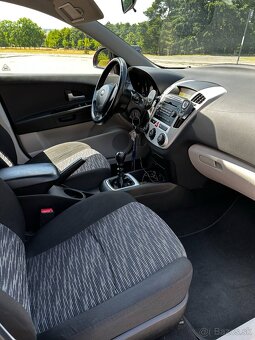 Kia ceed 1.4 77kW benzín 2008 - 8