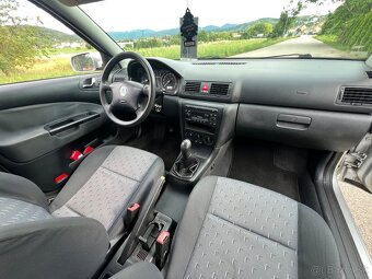 Skoda Octavia 1,6 - 8