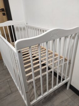 Luxusná biela postieľka (spúšťací bok) viac kusov / typov - 8