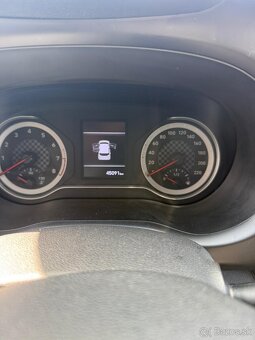 Hyundai i10 2023 - 8