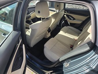 Skoda Octavia Combi 2.0 TDI Style - 8