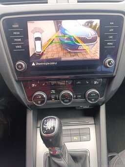 Škoda Octavia 3 2.0 TDI 6-manuál, BUSINESS PAKET, 126t km - 8
