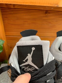 Jordan 4 CUSTOM - 8