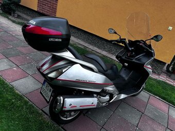Honda Silverwing 600 - 8