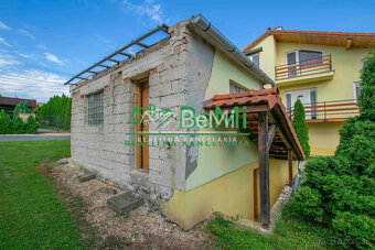 ZNÍŽENÁ CENA- ROZOSTAVANÝ RODINNÝ DOM, ŠÁVOĽ okr. Lučenec - 8