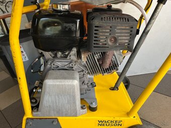 Rezačka špar pila na beton asfalt Wacker Neuson BFS 1345 - 8