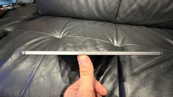 iPad Pro 11-inch ( 2nd Generacion ) WI-FI + Celluar - 8