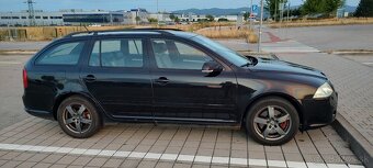 škoda Octavia combi 2.0 TFSI RS - 8