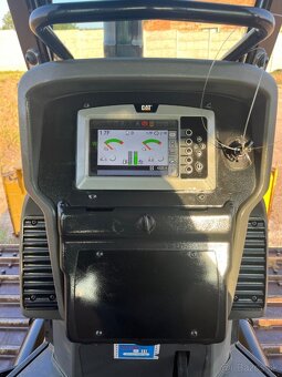 Buldozér Caterpillar D5K2LGP - 8
