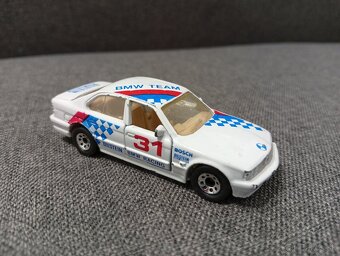 Predám 10x Matchbox - 8