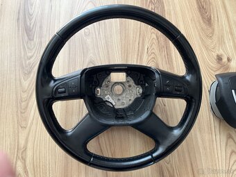 Multifunkčný štvorramenný kožený volant škoda - 8