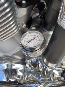 Harley Davidson Vrod, EU verze s vozíkem na moto - 8