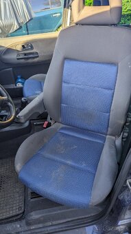 Predám VW Sharan 1.9TDI 96kw 2005 pekná výbava - 8