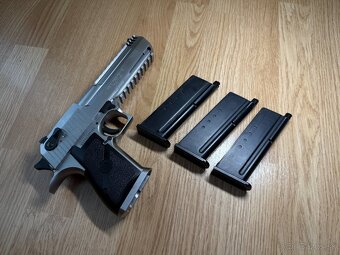 Airsoftová pištoľ Desert Eagle .50 AE, kovový záver, plyn Bl - 8