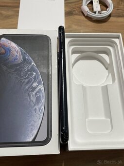 Predám Apple iPhone XR 64GB Black Známky Opotrebovania - 8