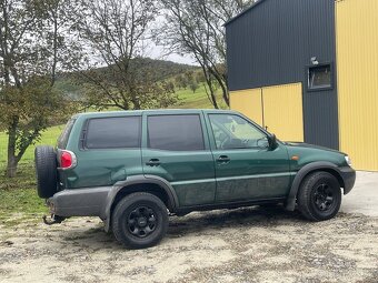 Nissan Terrano II 2.7TDi 4x4 - 8