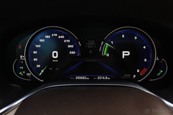 BMW Rad 7 730d xDrive A/T - 8