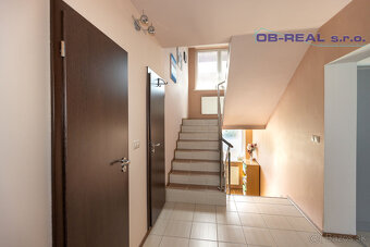 Predaj rekonštr. 5izb RD 240m2, parková úprava, pozemok 198m - 8