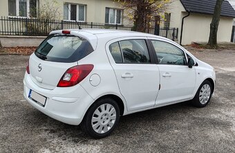 Opel corsa D facelift 1.2 16v 2012 - 8