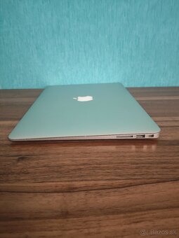 Apple MacBook Air A1466 – i5 / 8GB / 128GB - 8