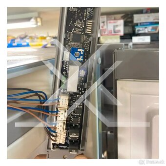 Oprava elektroniky už od 30€ - 8