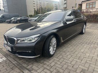 BMW 750 LXd - 8