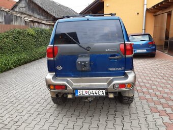 Nissan Terrano II ,2,7 tdi 92 kw - 8