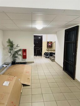 Zrekonštruovaný 3.izbový byt s balkónom a klimatizáciou... - 8