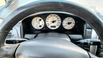 Mazda Premacy 2.0 - 8