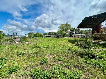 Areál družstva 1,1 ha - predaj/prenájom - 8