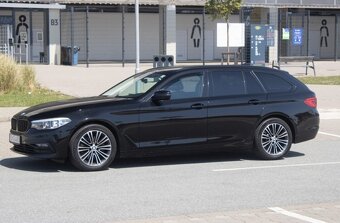 BMW 520d xDrive Touring z roku 2018 - 8