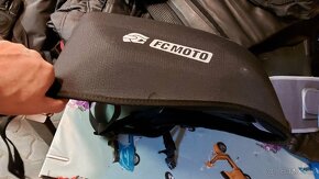 Vak na motocykel FC Moto hump 2,0 - 8